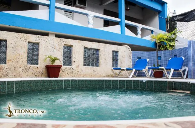Hotel El Troncon Caribbean Inc Boca Chica piscina